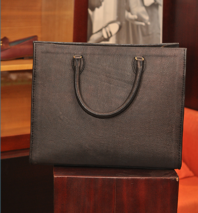 AJV Tote bag black pebble leather